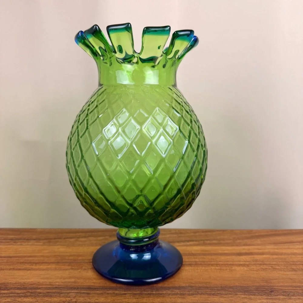Vtg Hand Blown Green Blue Diamond Quilted Pineapple Vase Ruffled Crown Rim 11.5